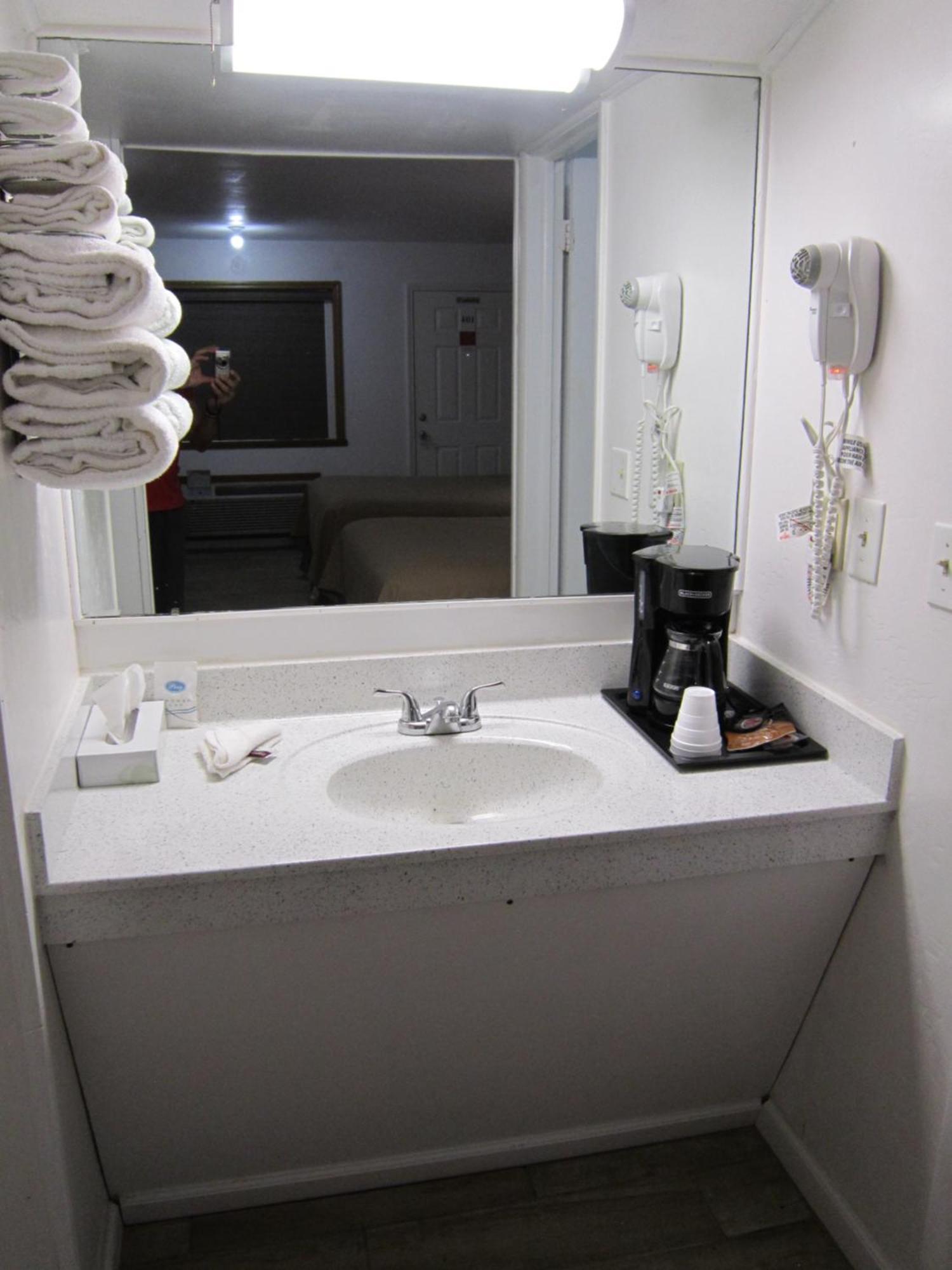 Cassville Budget Inn Buitenkant foto